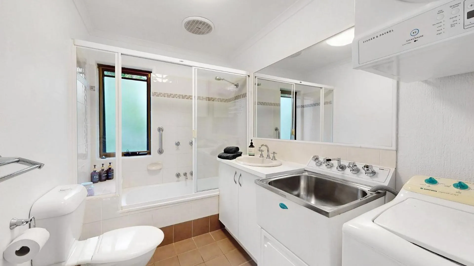 4 Kurrambah At Noosa Sound Villa Noosaville