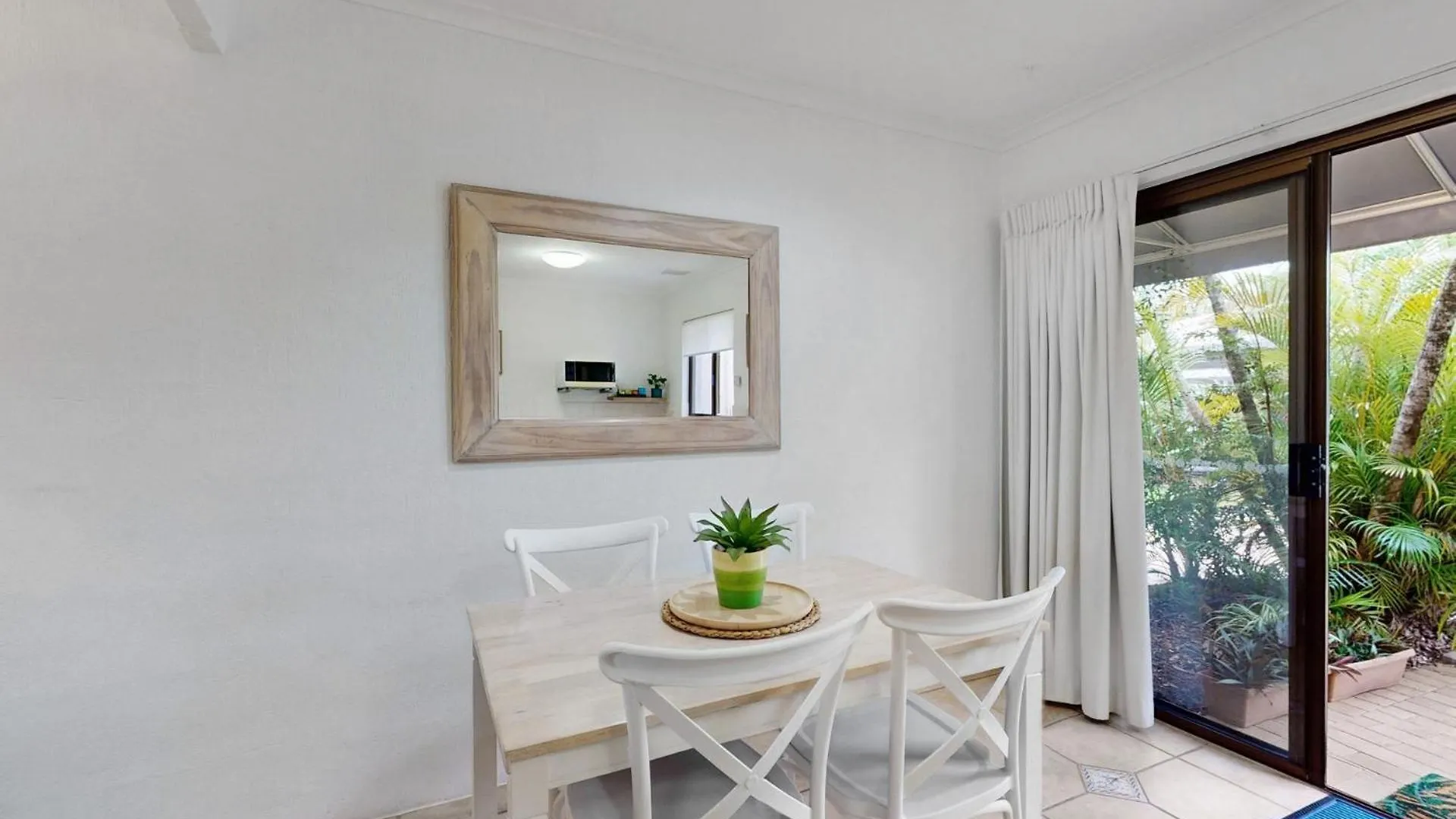 4 Kurrambah At Noosa Sound Villa Noosaville